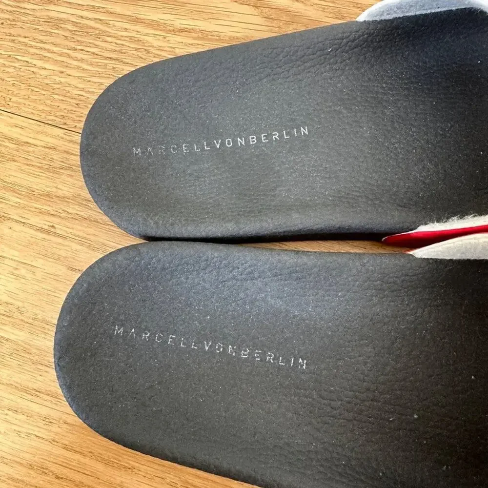 Marcell Von Berlin - LA Fries Mens Slip Ons in Black and Red